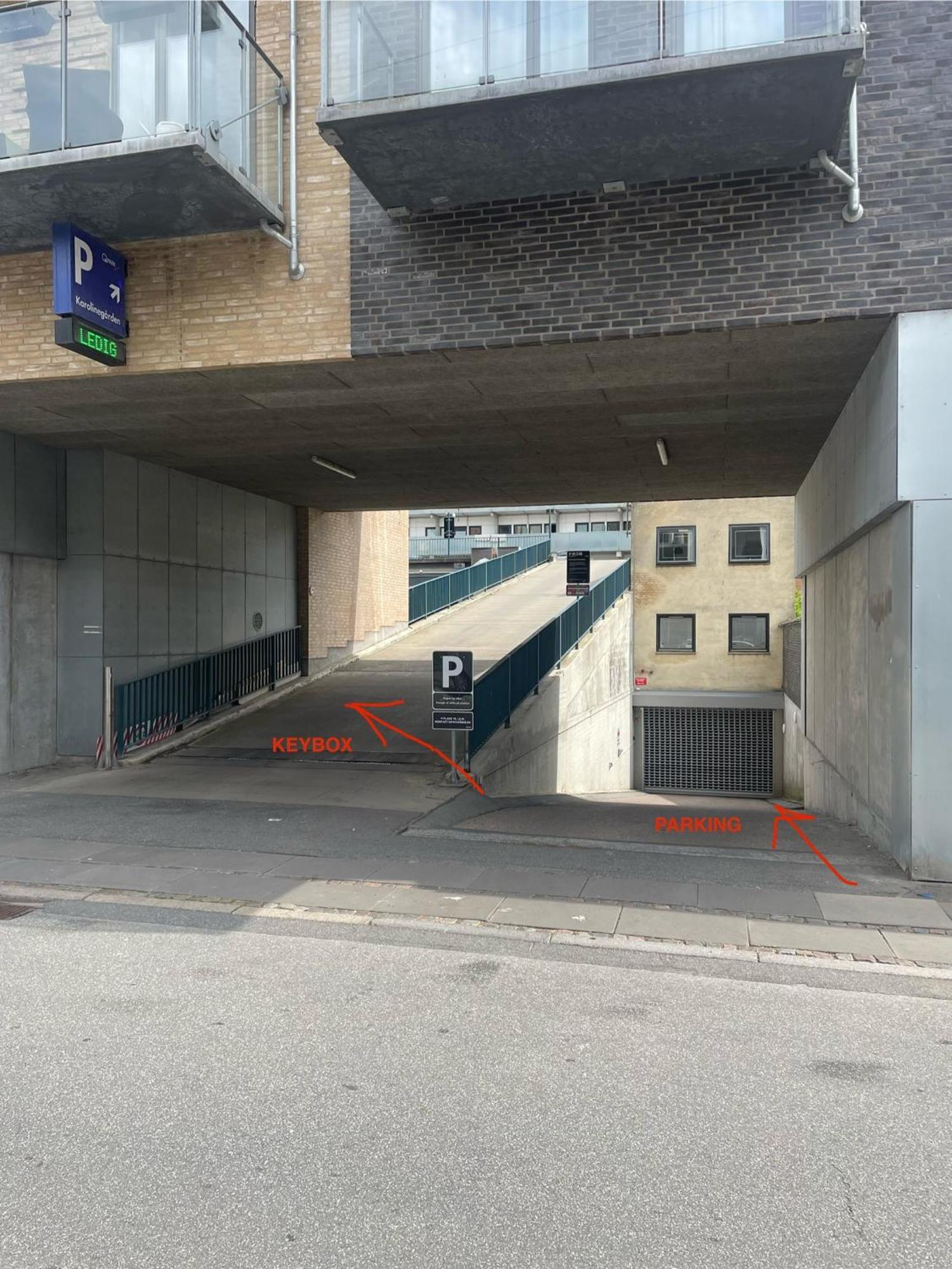 Modern Central Apt With Rooftop, Privat Balcony, & Free Parking,Next To Aarhus Attractions Exterior foto